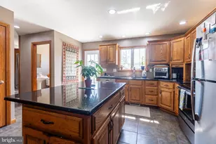2374 Greene St, Chambersburg, PA 17201 - Photo 11
