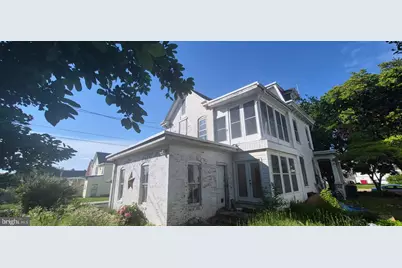 102 3rd Street E, Waynesboro, PA 17268 - Photo 1