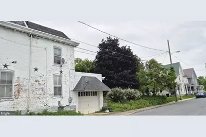 102 3rd Street E, Waynesboro, PA 17268 - Photo 3