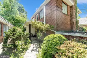227 Philadelphia Ave, Waynesboro, PA 17268 - Photo 3