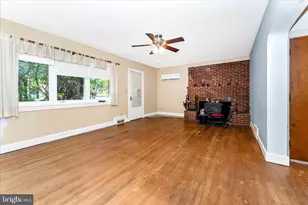 227 Philadelphia Ave, Waynesboro, PA 17268 - Photo 13