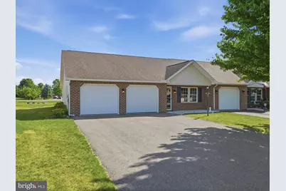 107 Central Way #25, Shippensburg, PA 17257 - Photo 3