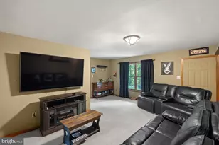 10373 Fish & Game Rd, Waynesboro, PA 17268 - Photo 19