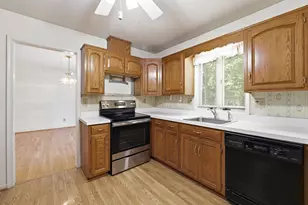 11302 Crofton Cir, Waynesboro, PA 17268 - Photo 13