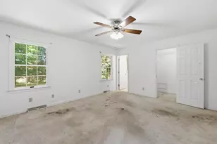 11302 Crofton Cir, Waynesboro, PA 17268 - Photo 21
