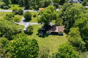 13927 Ridge Rd, Waynesboro, PA 17268 - Photo 3