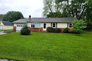 160 Echo Dr, Chambersburg, PA 17202 - Photo 3