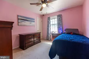 901 Cypress St, Chambersburg, PA 17201 - Photo 25