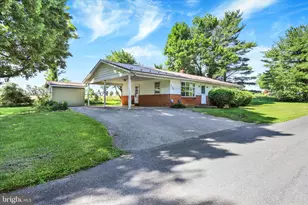 2796 Johnson Dr, Chambersburg, PA 17201 - Photo 1