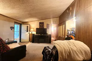 14481 Charmian Rd, Blue Ridge Summit, PA 17214 - Photo 5