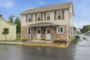 128 E Madison St, Greencastle, PA 17225 - Photo 1