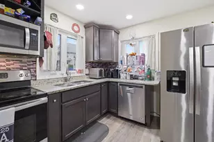 128 E Madison St, Greencastle, PA 17225 - Photo 1