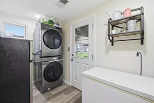 128 E Madison St, Greencastle, PA 17225 - Photo 17