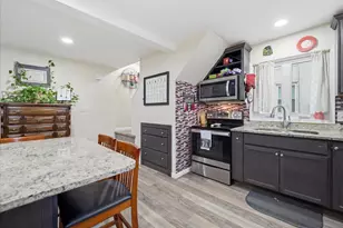 128 E Madison St, Greencastle, PA 17225 - Photo 11