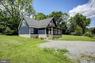10 W Fairview Ave, Mercersburg, PA 17236 - Photo 3