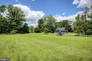 10 W Fairview Ave, Mercersburg, PA 17236 - Photo 27