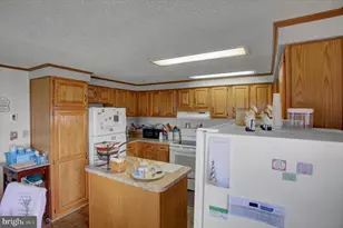 170 Cameo Dr, Fayetteville, PA 17222 - Photo 13
