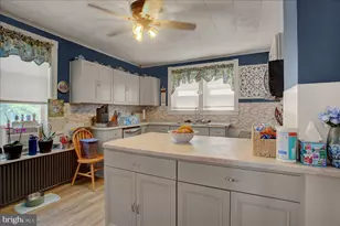 233 Cleveland Ave, Waynesboro, PA 17268 - Photo 11