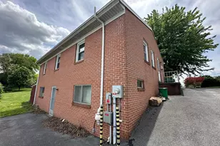 831 Fairview Ave, Waynesboro, PA 17268 - Photo 7