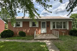 831 Fairview Ave, Waynesboro, PA 17268 - Photo 1