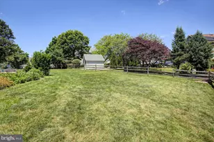 1983 Farmall Dr, Greencastle, PA 17225 - Photo 41