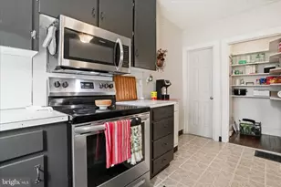 204 Park Street St, Waynesboro, PA 17268 - Photo 11