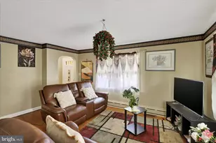 439 S 8th St, Chambersburg, PA 17201 - Photo 3