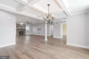 6147 Merion Dr, Fayetteville, PA 17222 - Photo 9