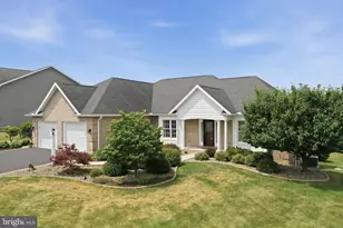6147 Merion Dr, Fayetteville, PA 17222 - Photo 5