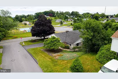 222 Harvest Lane, Chambersburg, PA 17202 - Photo 9