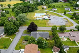 222 Harvest Ln, Chambersburg, PA 17202 - Photo 17