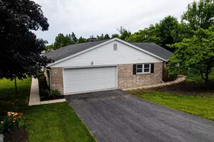 222 Harvest Ln, Chambersburg, PA 17202 - Photo 7