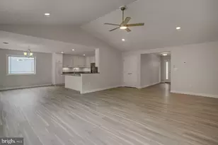 1509 Treeline Dr, Chambersburg, PA 17202 - Photo 11