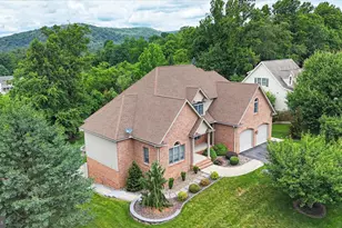 11067 Weatherstone Dr, Waynesboro, PA 17268 - Photo 91