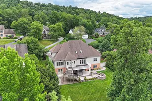11067 Weatherstone Dr, Waynesboro, PA 17268 - Photo 5