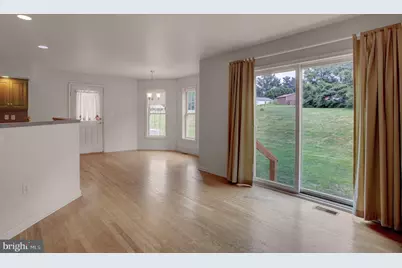 10305 Candura Drive, Waynesboro, PA 17268 - Photo 13