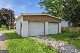 247 W Main St, Fayetteville, PA 17222 - Photo 33