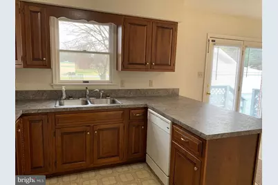 205 Linden Avenue N, Greencastle, PA 17225 - Photo 7