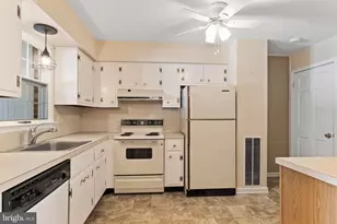 1015 Byers Ave, Chambersburg, PA 17201 - Photo 13
