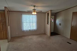 320 Cameo Dr, Fayetteville, PA 17222 - Photo 3
