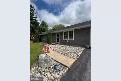 743 Lindia Drive, Chambersburg, PA 17202 - Photo 3