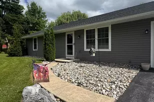 743 Lindia Dr, Chambersburg, PA 17202 - Photo 3