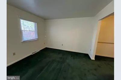 841 Woodlawn Drive, Chambersburg, PA 17201 - Photo 7