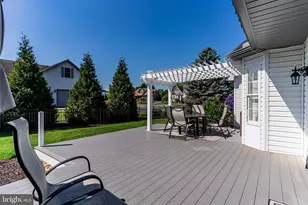 197 Beechwood Ln E, Chambersburg, PA 17201 - Photo 11