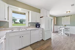 12264 Malissa Dr, Greencastle, PA 17225 - Photo 7