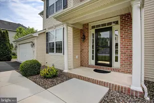 641 Shannon Dr N, Greencastle, PA 17225 - Photo 5