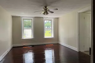 323 Hood St, Chambersburg, PA 17202 - Photo 5