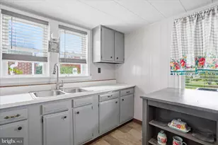 141 N Ridge Ave, Greencastle, PA 17225 - Photo 9