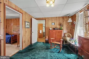 215 W 2nd St, Waynesboro, PA 17268 - Photo 25