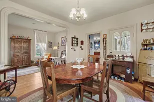 215 W 2nd St, Waynesboro, PA 17268 - Photo 13